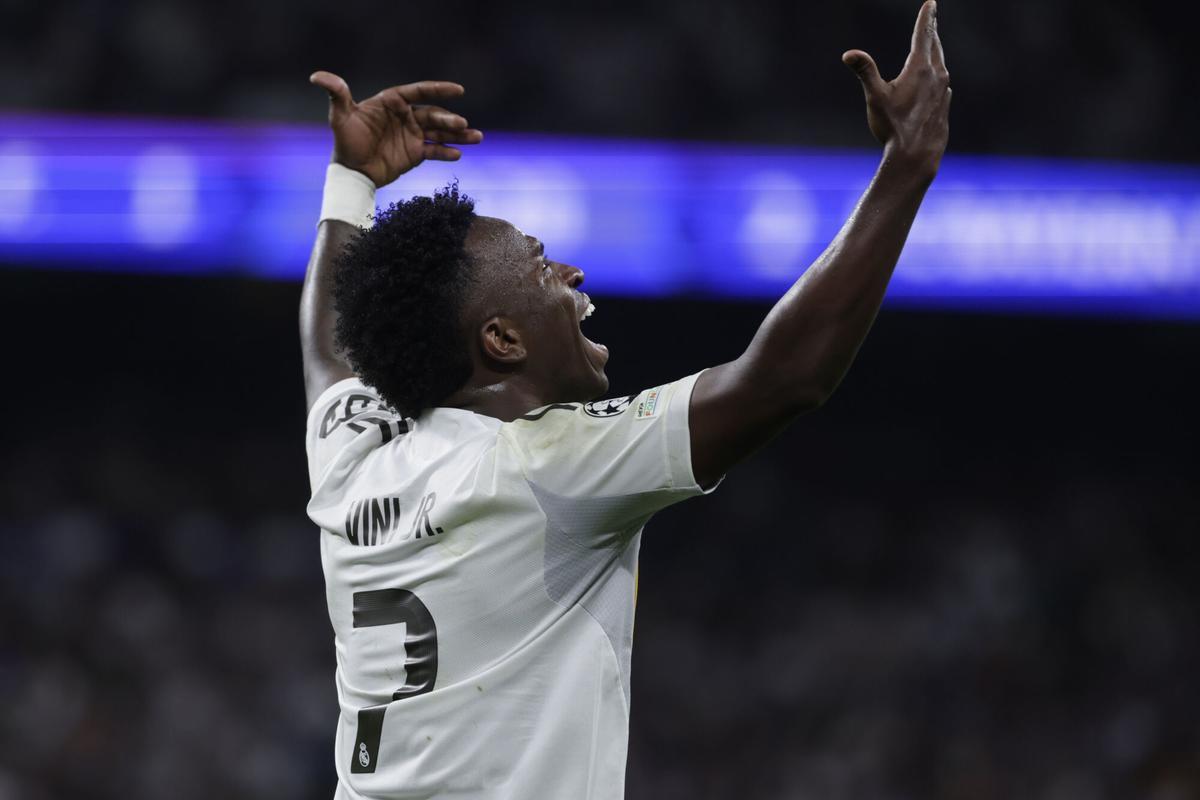 فان دير فارت يهاجم فينيسيوس بعد لقاء بايرن