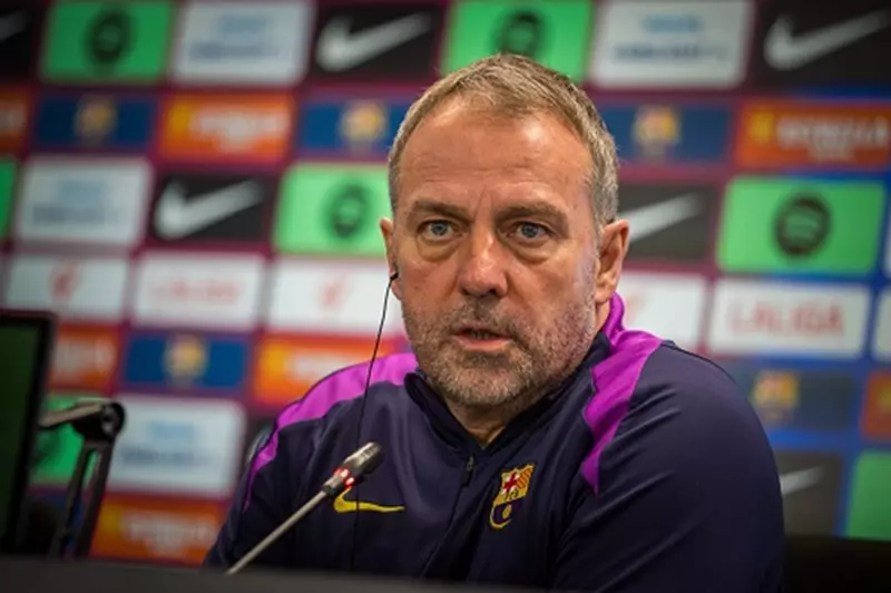 هانز فليك: التتويج بدوري أبطال أوروبا حلم برشلونة الأكبر