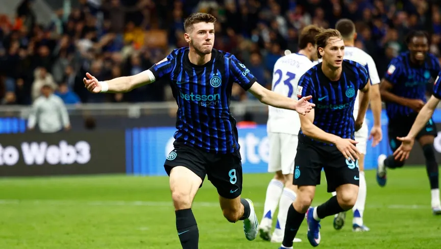 إنتر يبلغ نهائي كأس إيطاليا بعد عبور كومو