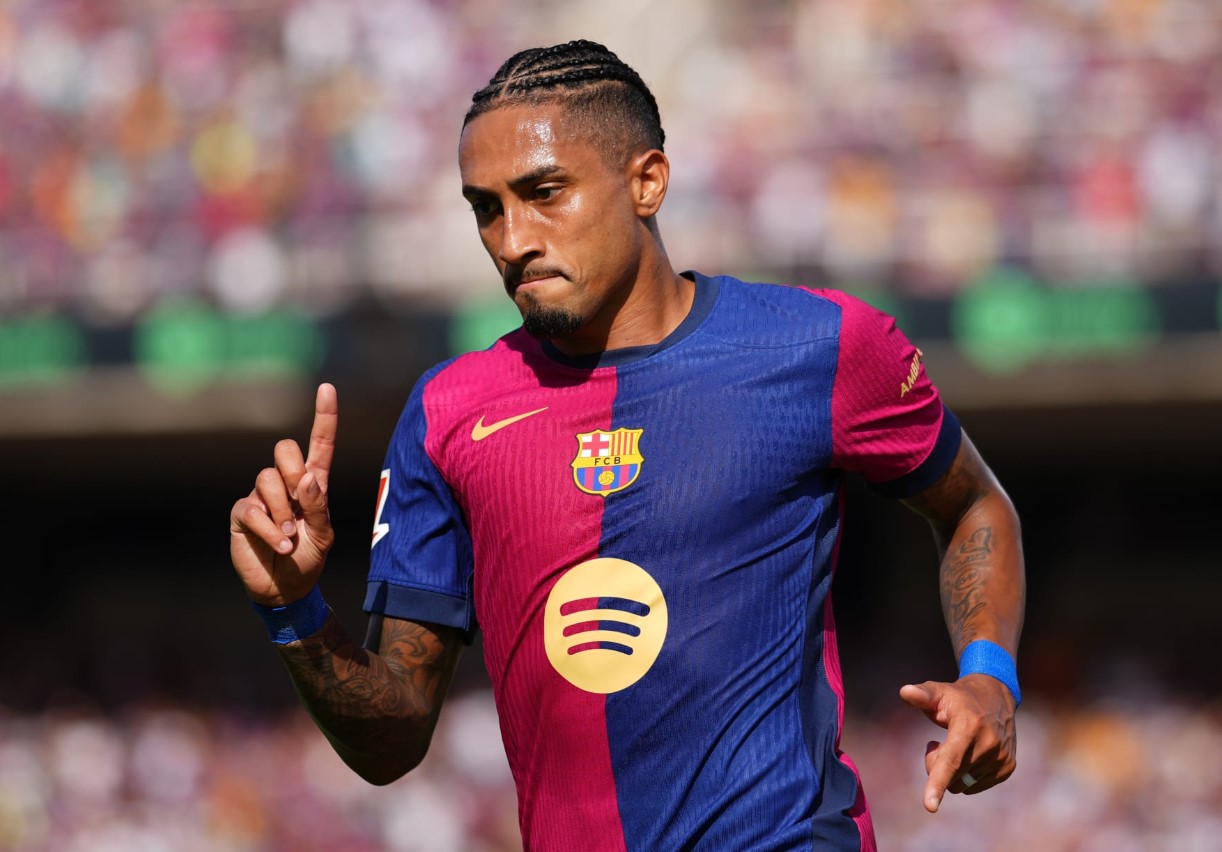 برشلونة يعلن جاهزية رافينيا وبيرنال قبل مواجهة أوساسونا
