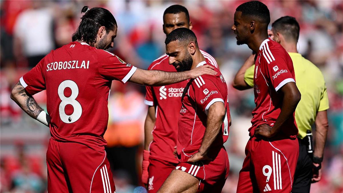 القناة الناقلة لمباراة ليفربول ومانشستر يونايتد اليوم بالدوري الإنجليزي
