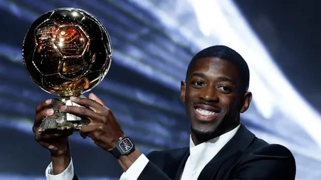 ديمبيلي آخر المتوجين بجائزة أفضل لاعب من فيفا