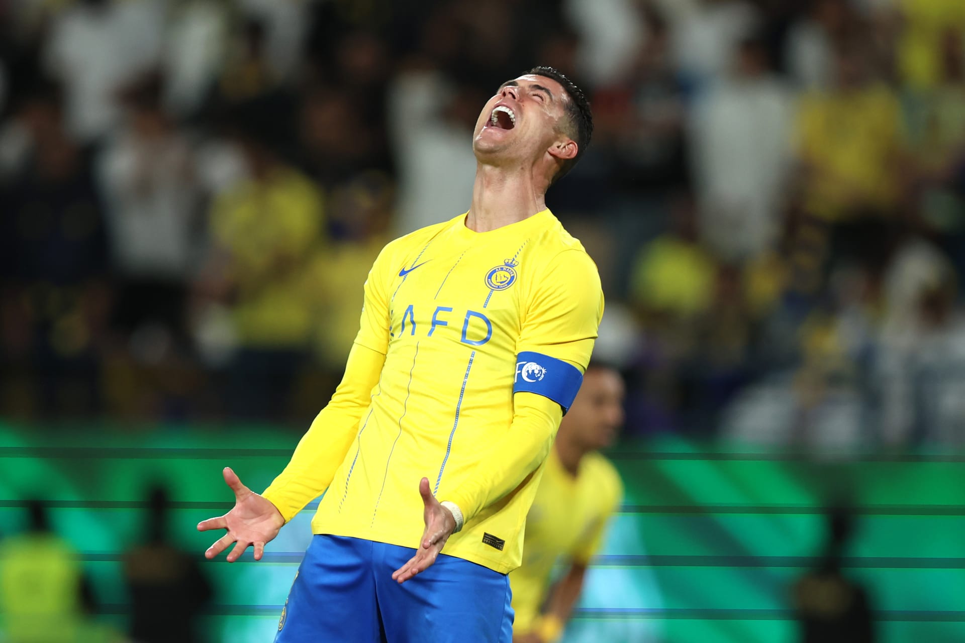 دموع رونالدو تخطف الأنظار في ليلة تتويج النصر
