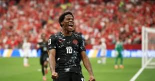 Jonathan David leads Canada attack against South Africa