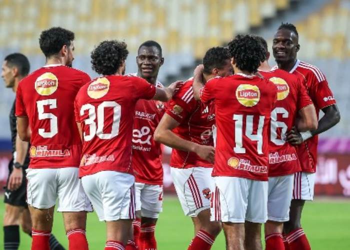 مفاوضات الأهلي مع إنبي تدخل مرحلة الاستطلاع الصيفي