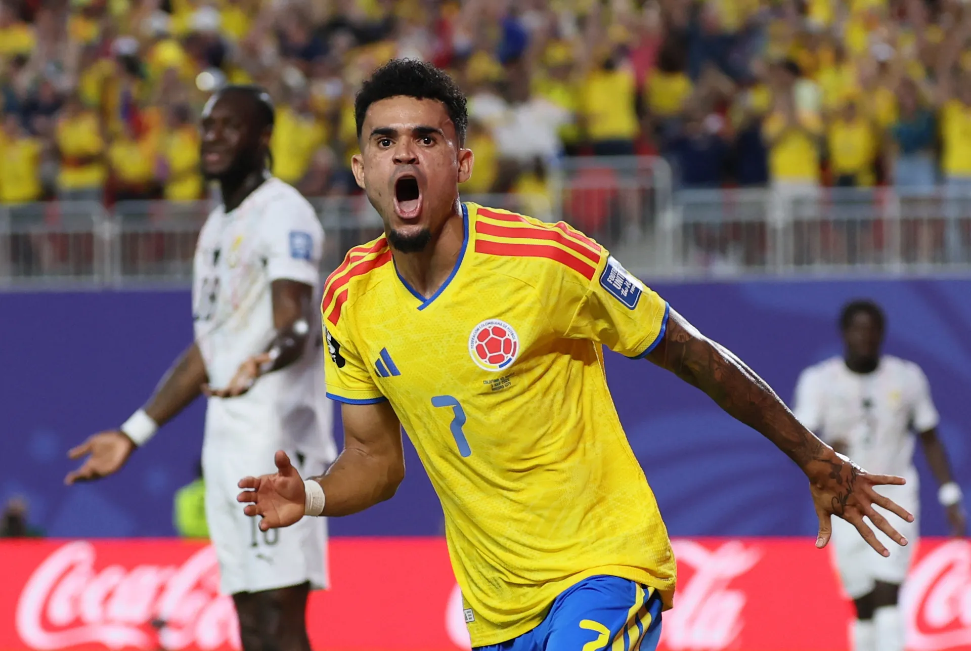 Colombia Edge Ghana to Book Switzerland Showdown