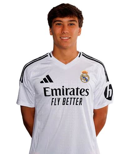 أستون فيلا يستهدف مهاجم ريال مدريد غونزالو غارسيا في يناير