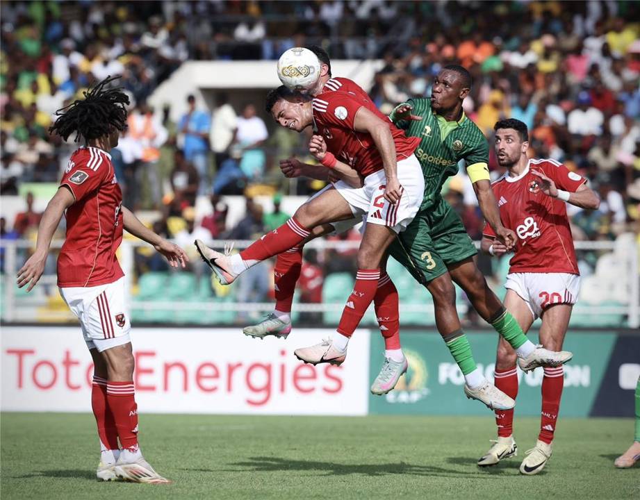 إصابة ياسر إبراهيم تُربك الأهلي أمام يانج أفريكانز وبيكهام بديلًا