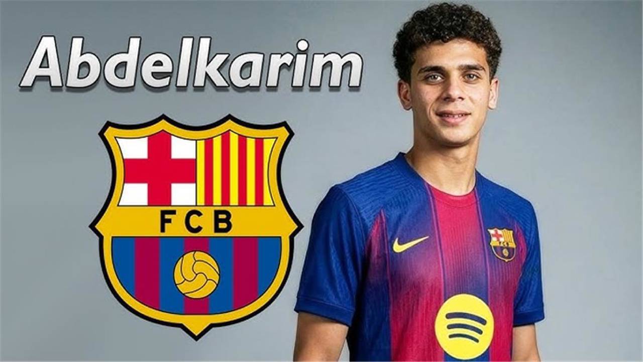 حمزة عبد الكريم يصل مطار برشلونة تمهيدًا للإعلان الرسمي عن انتقاله