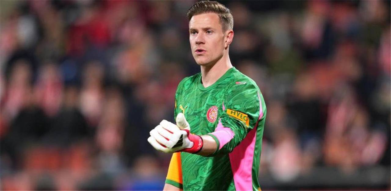 بعد إصابته.. تقارير تكشف حقيقة عودة تير شتيجن إلى برشلونة