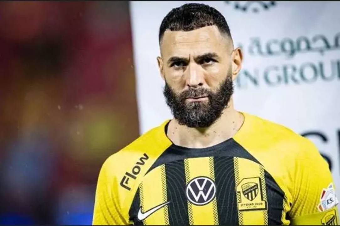 بنزيما “هلاليًا” رسميًا بعد رحيله عن الاتحاد.. عقد 18 شهرًا وانتقال حر