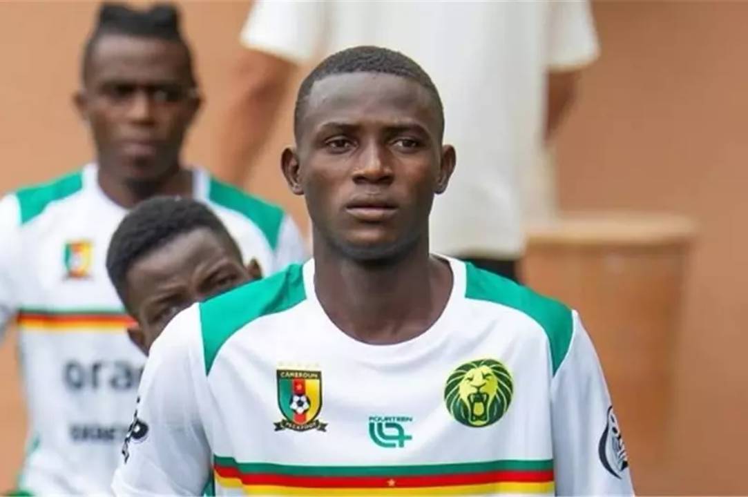 الأهلي يختبر سيرجي دوارا قبل حسم الصفقة.. ووكيله يوضح موقف المفاوضات