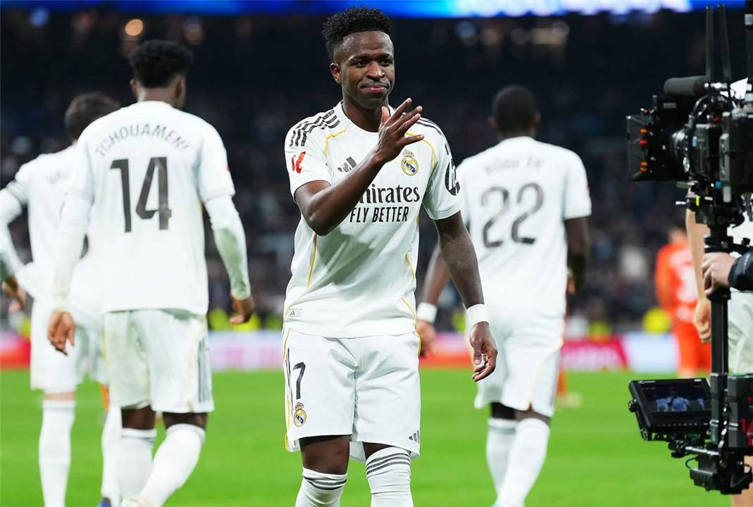 تشكيل ريال مدريد المتوقع أمام أوساسونا اليوم.. ترينت الأقرب وبقاء مبابي أساسيًا