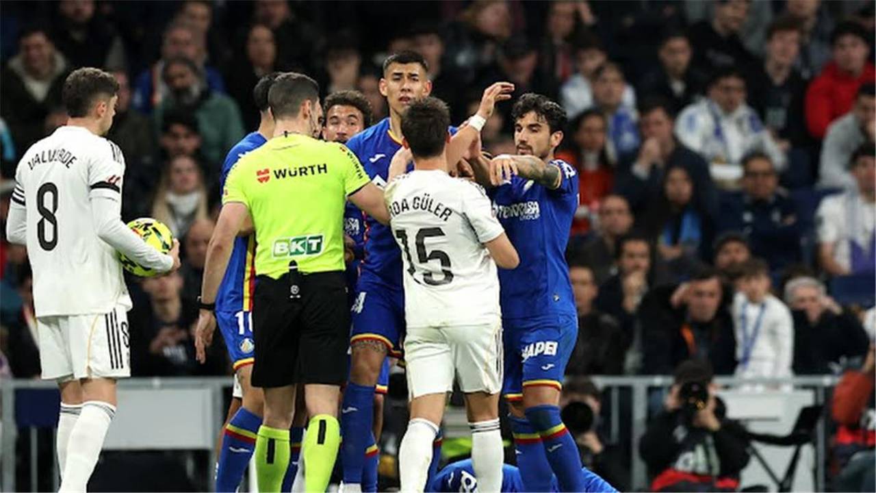 ماركا: جماهير ريال مدريد سئمت من اللاعبين والغضب الأكبر لم يبدأ بعد