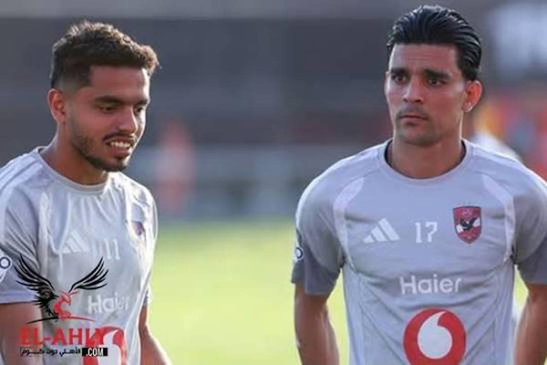 بن شرقي يعود تدريجيًا لتدريبات الأهلي بعد التهاب وتر أكيلس